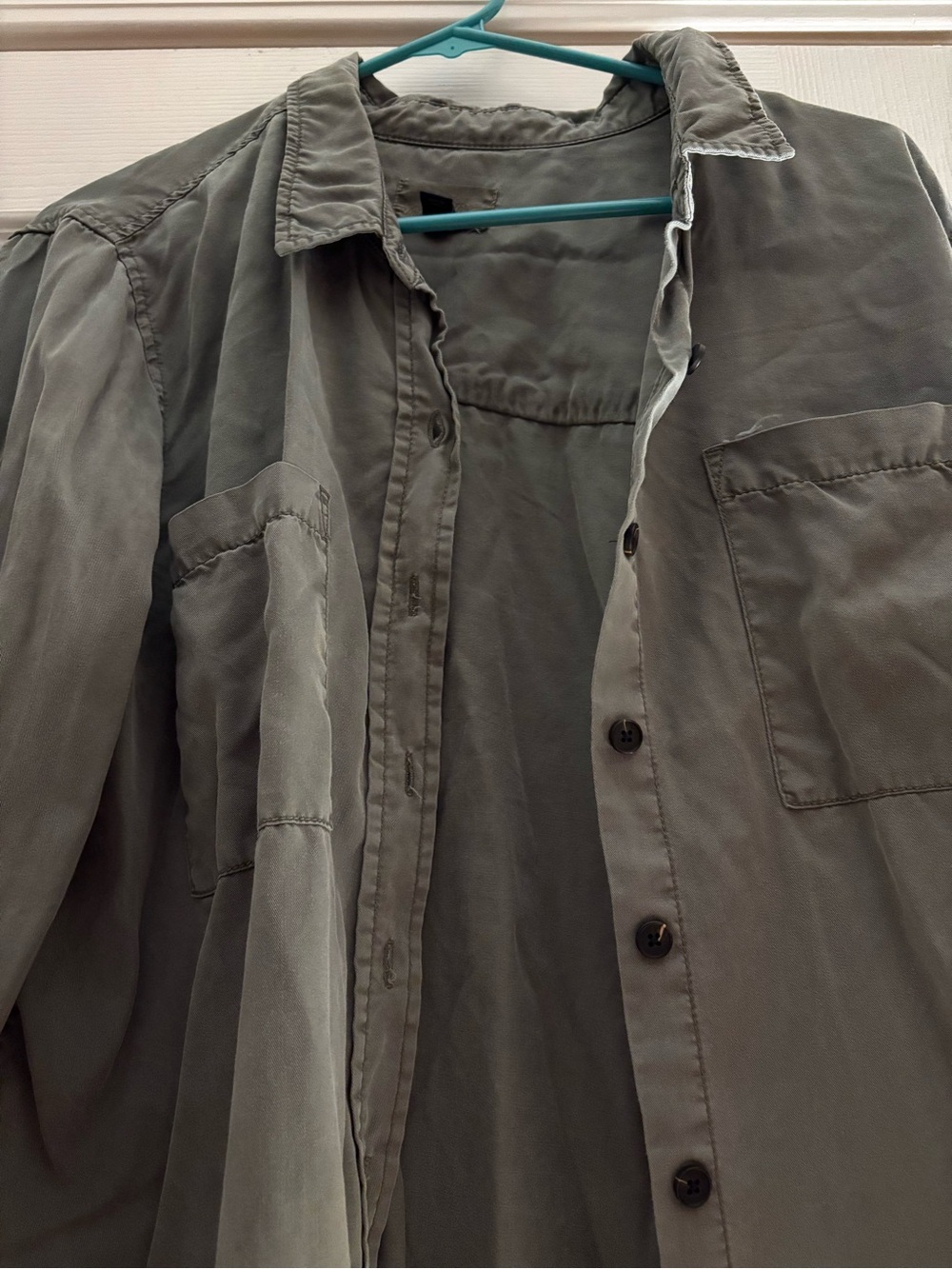 Universal Thread Shirt - Picture 3 of 4